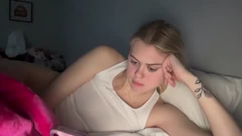 ababyy2901 online show from November 4, 9:14 am