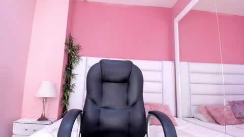 abbey_walker online show from February 14, 4:15 am