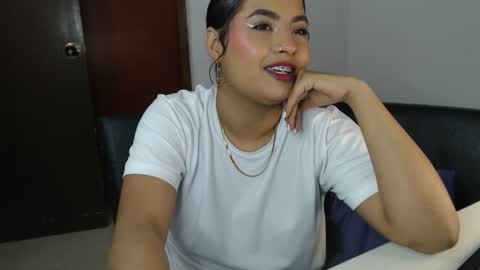 abbie777 online show from September 30, 9:30 pm