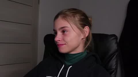 ABBY LAKER online show from December 26, 4:47 pm