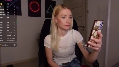 ABBY LAKER online show from March 12, 6:51 am