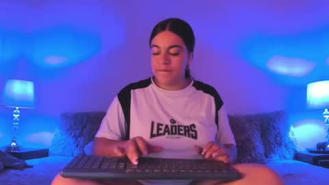 ABBY SAPHIR online show from February 8, 9:46 am