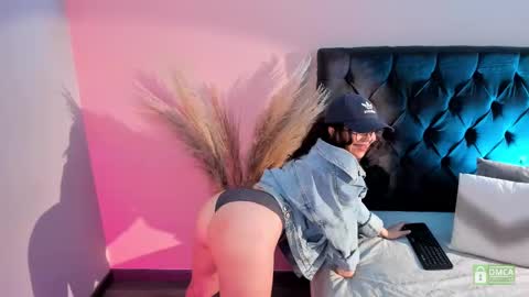 INSTAGRAM abby hall82 online show from October 3, 10:59 pm