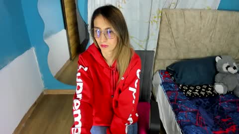 sara online show from October 4, 7:25 am