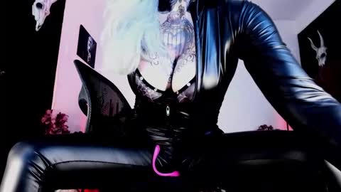 Abby online show from November 1, 2:37 am