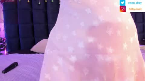 Abigail online show from January 6, 5:38 pm