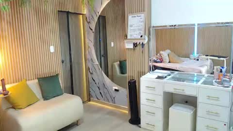 abigailowensss online show from February 24, 8:02 am