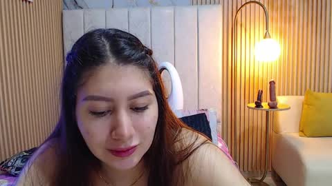 abigailowensss online show from April 9, 9:15 am