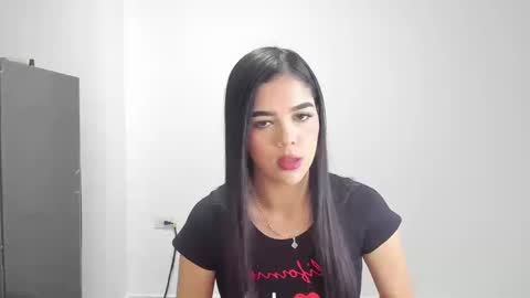 abril2234 online show from September 23, 7:56 pm