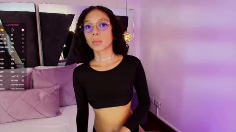  Abril  online show from March 5, 8:12 pm