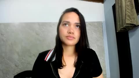 ada__3 online show from December 3, 2:47 am