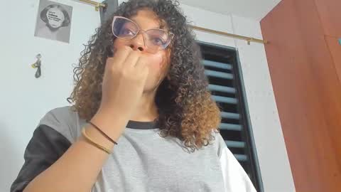  Isa  online show from December 5, 5:40 am