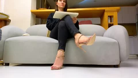 Ada   online show from September 25, 7:34 pm