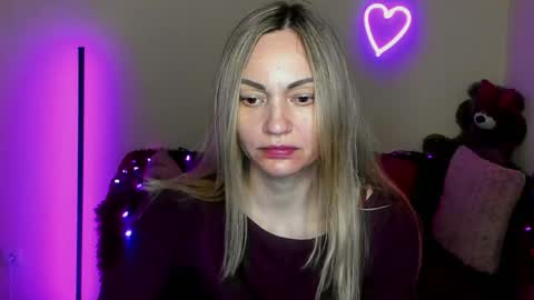 Adalina online show from April 4, 5:23 pm