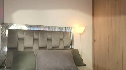 A D D I S O N  online show from October 21, 9:19 pm