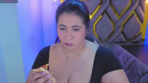 addy__02 online show from December 21, 2:38 am