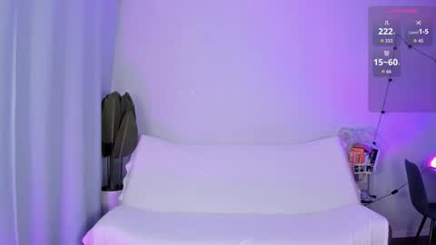 Adelle online show from March 11, 5:55 am