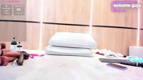 adela chase online show from September 20, 3:16 am