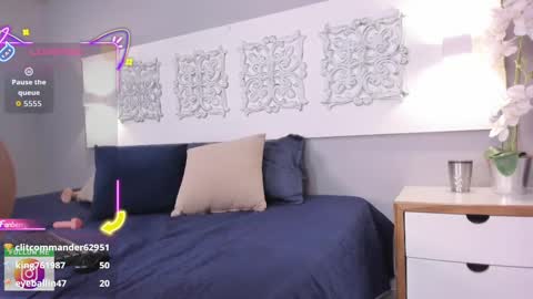 Adela Worsth online show from September 18, 3:54 pm