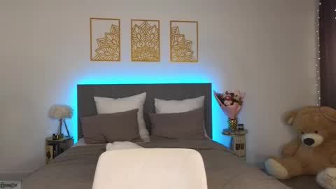 Adele online show from February 21, 9:37 pm