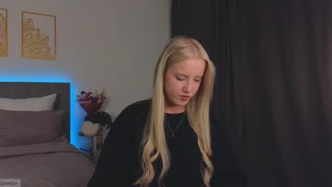 Adele online show from October 9, 10:25 pm