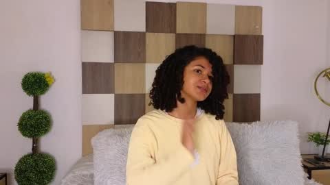 Andrea online show from February 5, 11:02 am