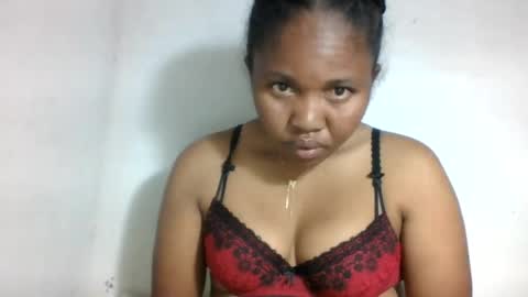 adelealy online show from August 1, 12:56 am