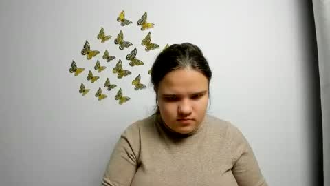 adelecruzz online show from January 22, 1:00 pm