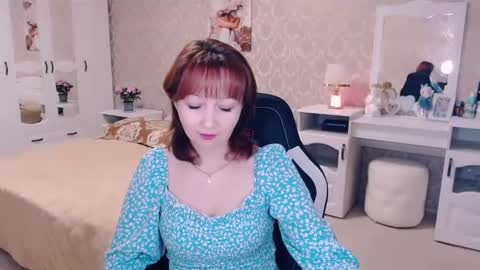 AdeleMoran online show from January 6, 7:45 pm