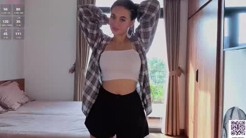 Adelia online show from October 31, 1:07 am