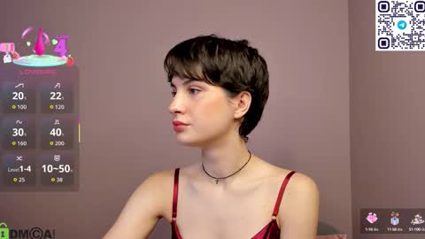 Adeline Perle online show from September 12, 2:01 am