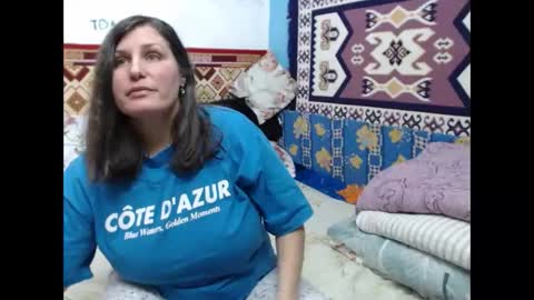 adelinemilf online show from January 14, 10:53 am