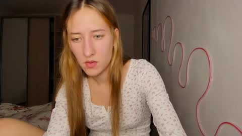 Adell online show from May 21, 9:46 pm