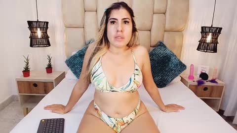 AdharaSmithh online show from January 30, 9:47 pm