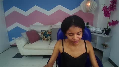 adisson_petite1 online show from October 12, 5:15 pm