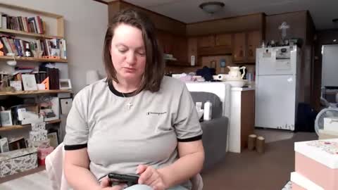 adorable22 online show from January 13, 6:27 pm