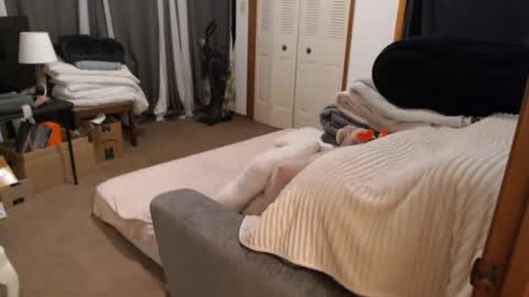 adorable22 online show from February 16, 4:42 am