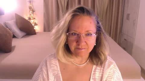 Cryna online show from January 27, 4:52 am