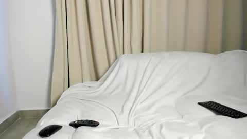 Andrena online show from March 14, 6:14 am