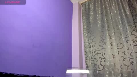 adriannalyly online show from October 19, 7:27 pm