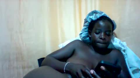 DIANA AKOTH OGUTU online show from September 29, 6:46 pm