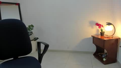 Lorena online show from September 29, 2:33 pm