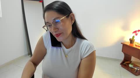 Lorena online show from March 10, 3:27 pm