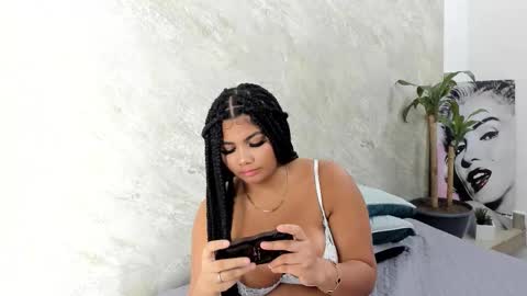 Afrodita Ross online show from September 17, 12:25 pm