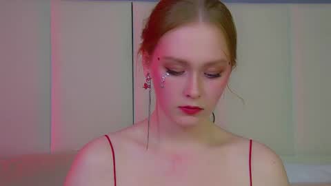 AgataFoxley online show from November 12, 6:39 pm