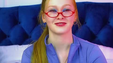 AgataFoxley online show from June 5, 6:17 am