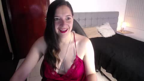 Agatha Bellucci  online show from October 7, 1:26 pm