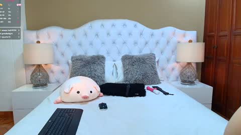  Agatha  online show from December 14, 7:46 pm