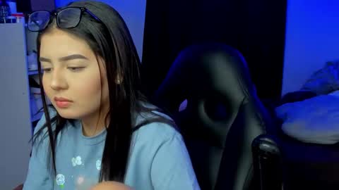 Cat online show from October 22, 12:59 am