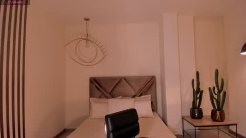 Agatha online show from January 29, 7:32 pm